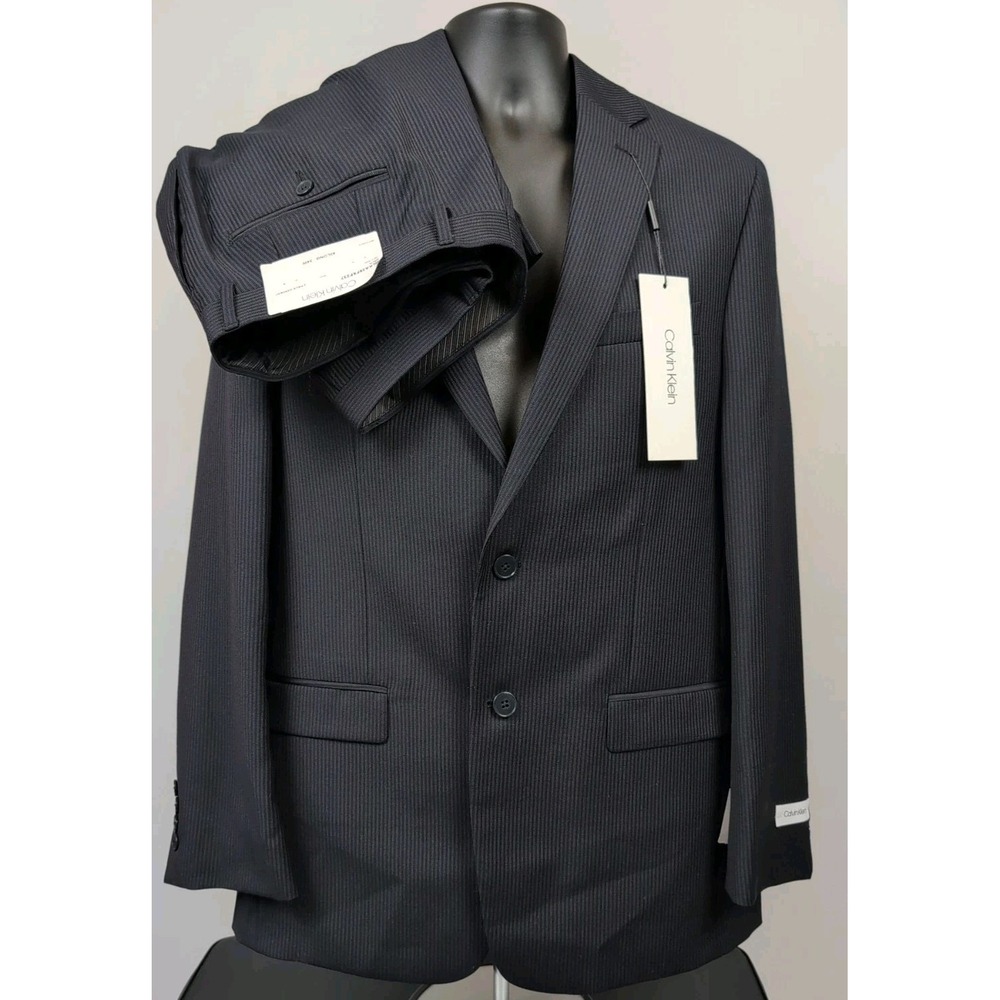 Calvin Klein Suit Mens 40L 34W Navy Pinstripe Wool 2‎ Piece MLKA2 Malik NWT
